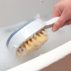 Essential Tips For Cleaning Your Bathtub