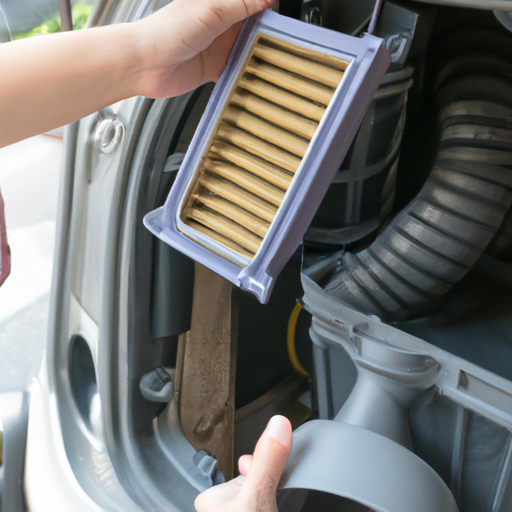 Cleaning the cabin air filter housing with a vacuum cleaner